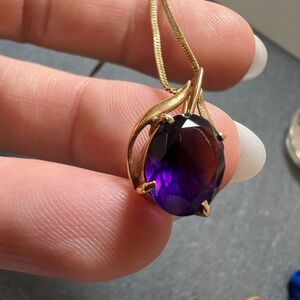Elegant 14K Yellow Gold and Purple Amethyst Pendant Necklace